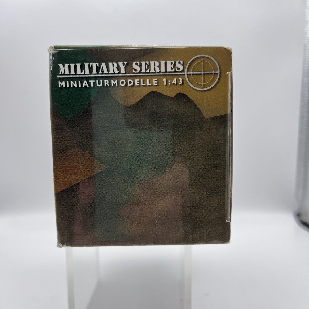 Schuco 1944 M20 Armored Utility Vehicle Car Tank WWII US Military 1:43 Scale NEW - Picture 8 of 10